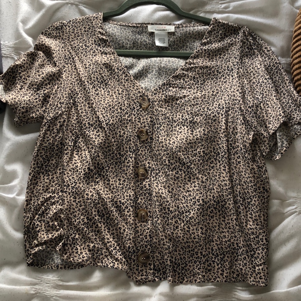 Cheetah print crop top